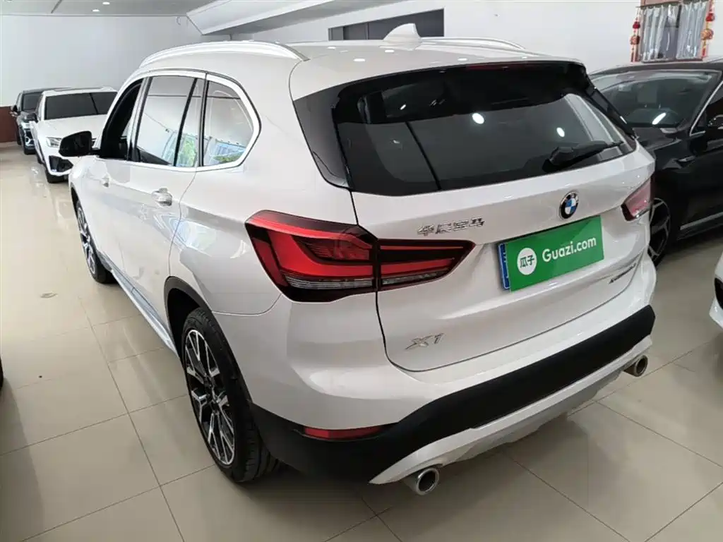 BMW X1 2022 — фото 5
