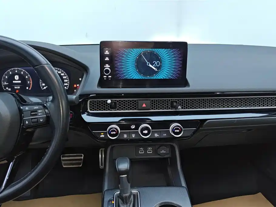 Honda Civic 2023 — фото 13