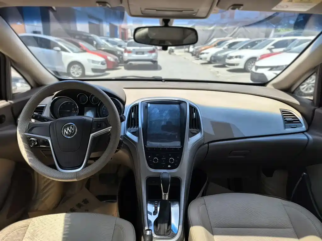 Buick Excelle 2014
