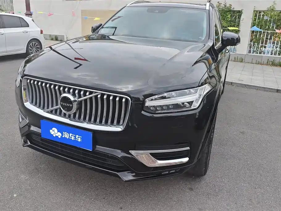 Volvo XC90 2019 — фото 1