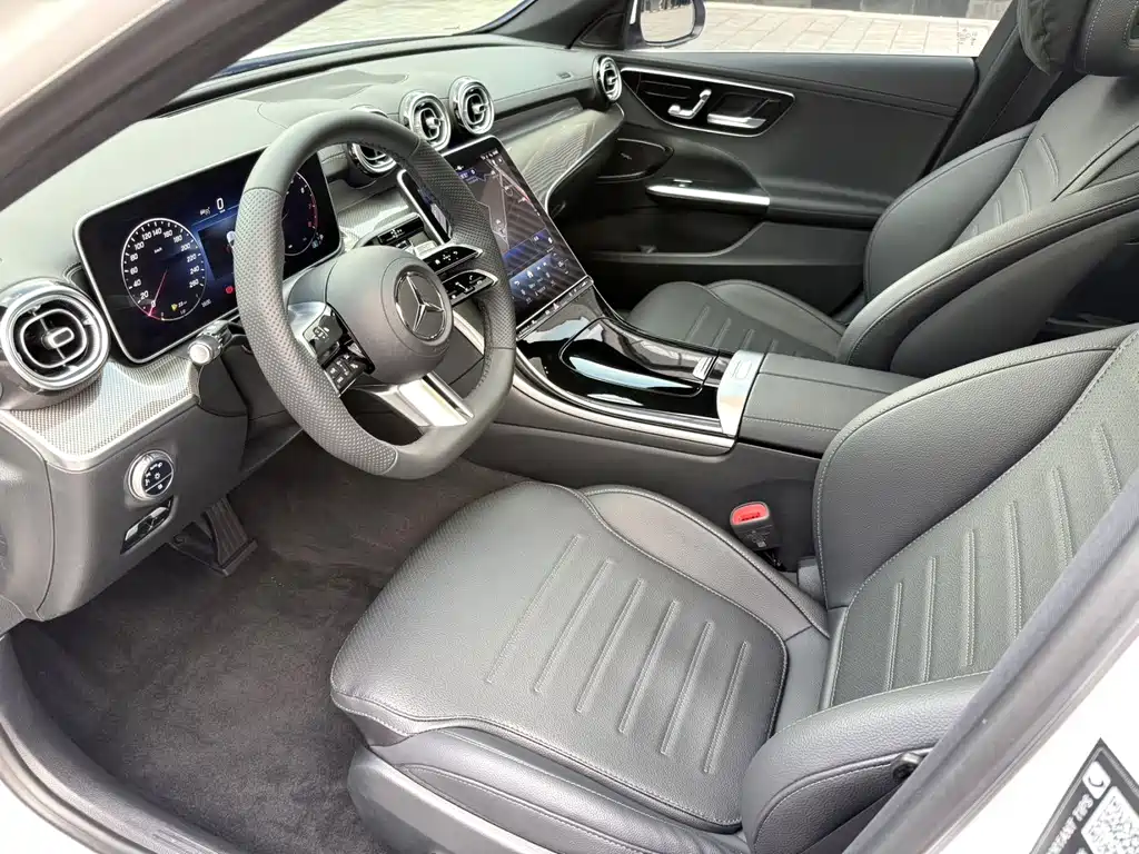 Mercedes-Benz C-Class 2023