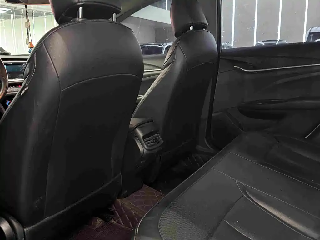 Buick Excelle 2021