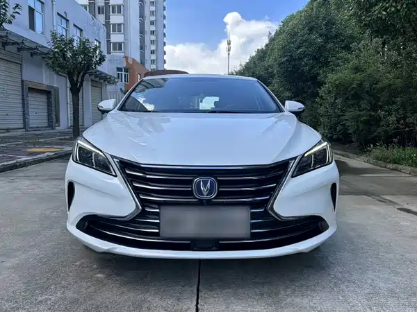 Changan Eado XT 2018