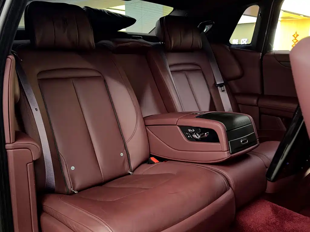 Rolls-Royce Ghost 2022 — фото 14