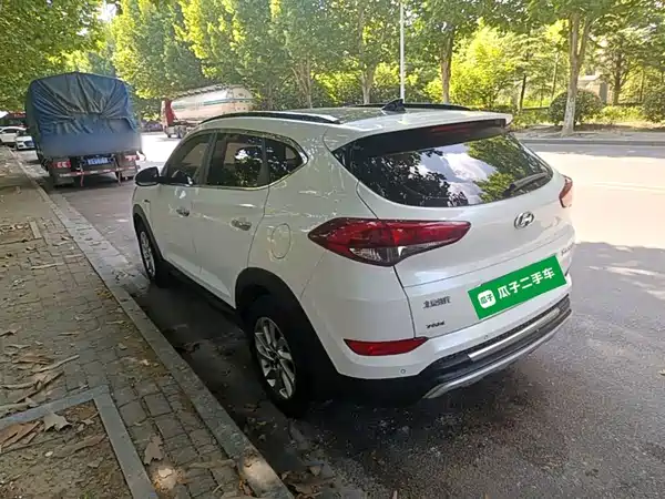 Hyundai Tucson 2015