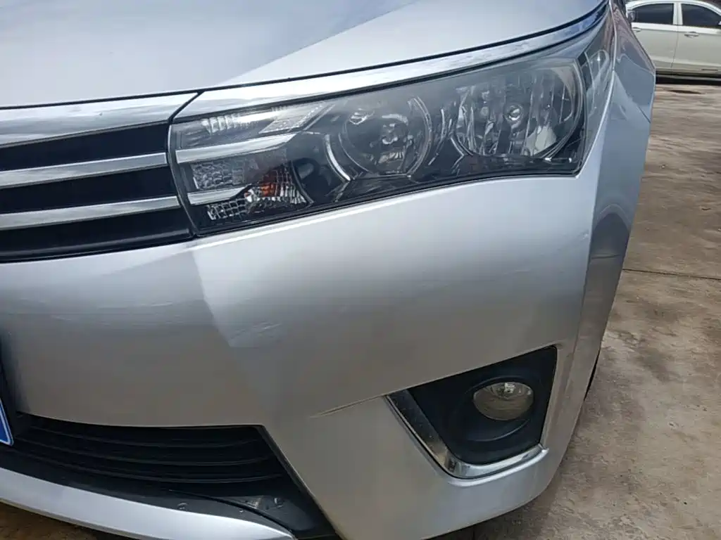 Toyota Corolla 2015 — фото 24