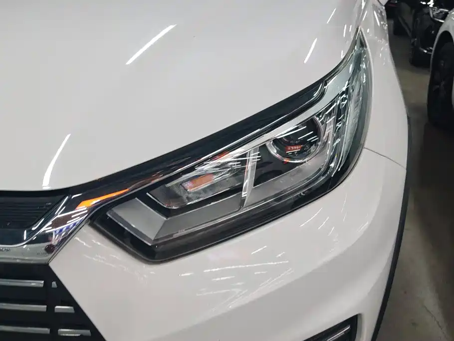 BYD Yuan EV 2019