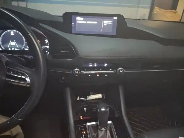 Mazda 3 Axela 2021