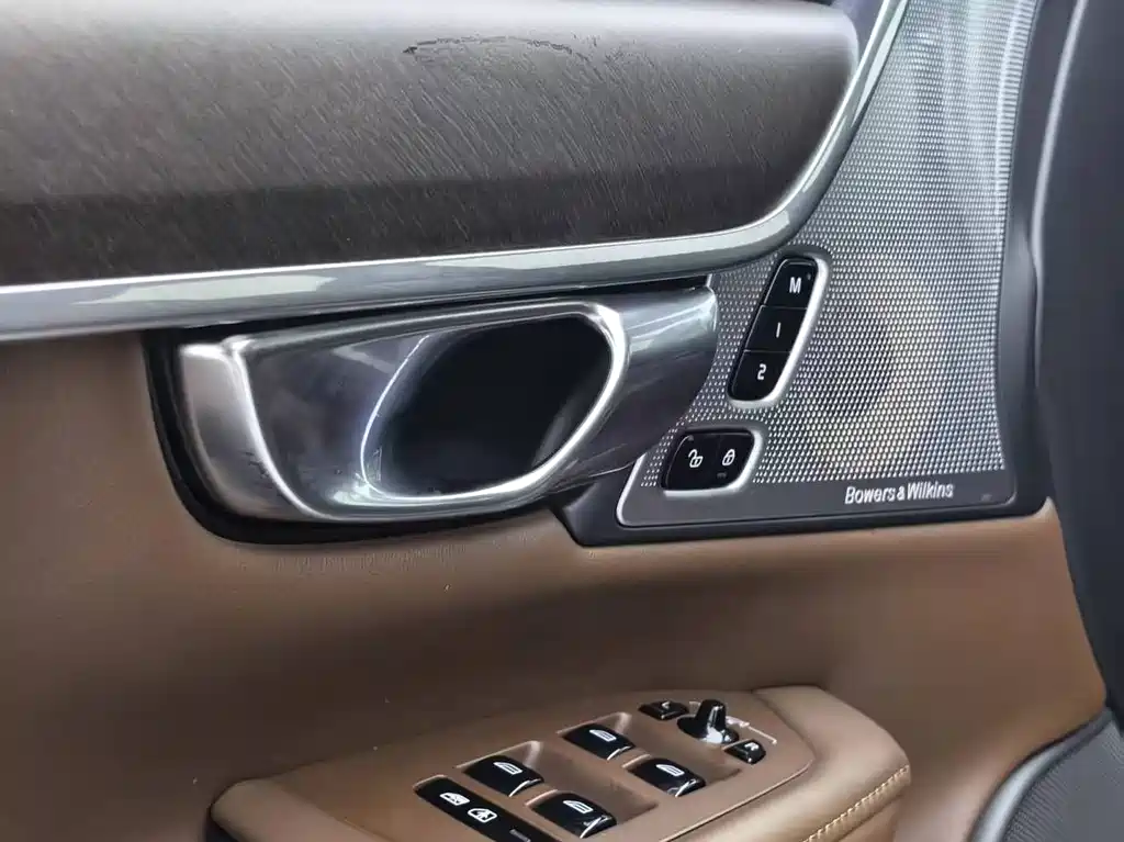 Volvo V90 2018 — фото 25
