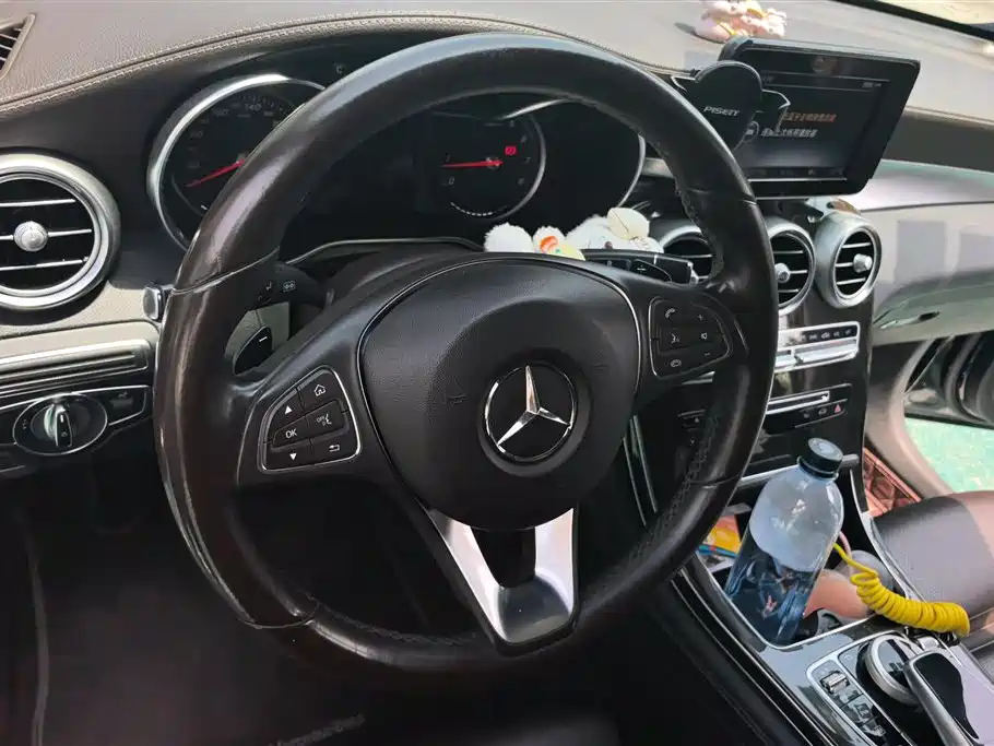 Mercedes-Benz GLC 2017 — фото 15