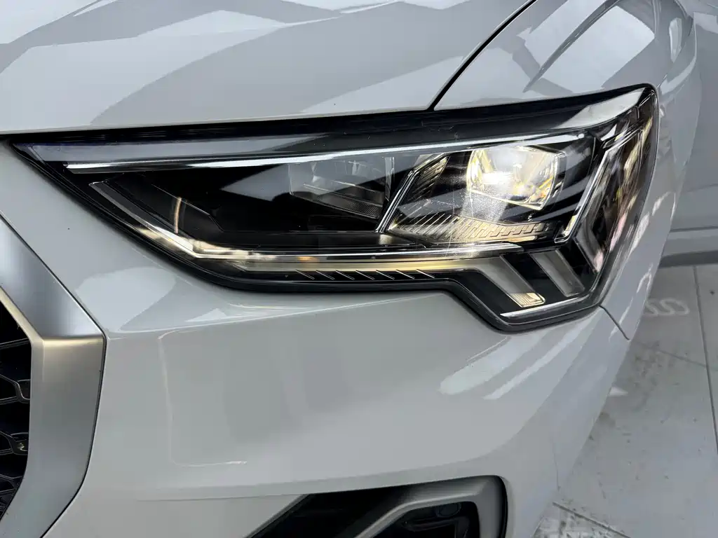 Audi Q3 Sportback 2022 — фото 7
