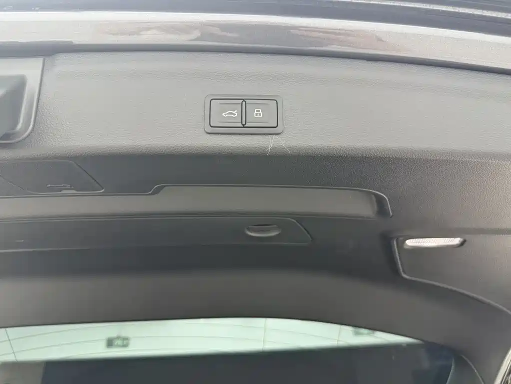 Audi Q3 2022 — фото 20
