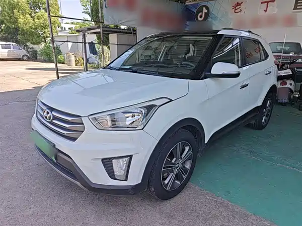 Hyundai ix25 2015