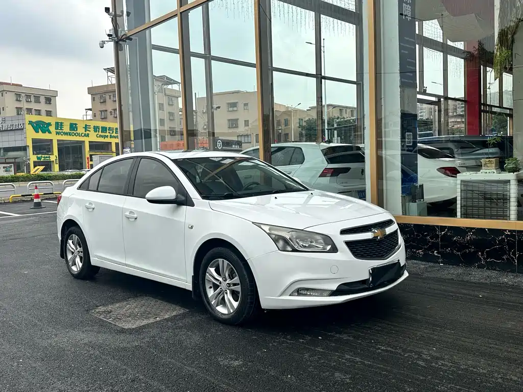 Chevrolet Cruze 2014 — фото 15