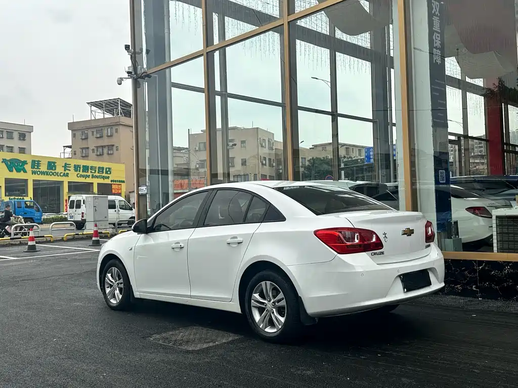 Chevrolet Cruze 2014 — фото 19