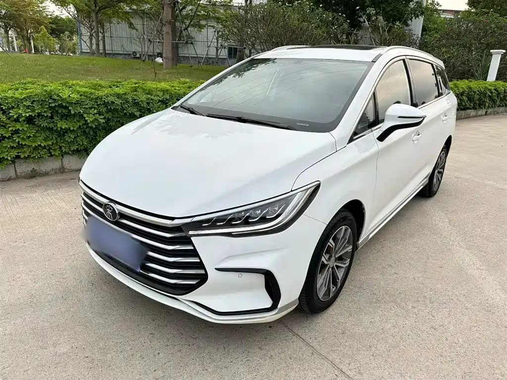 BYD MAX 2021 — фото 1