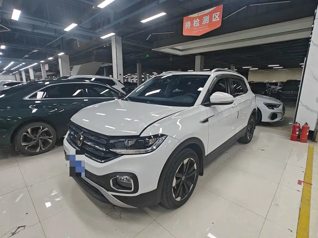 Volkswagen Tacqua 2022