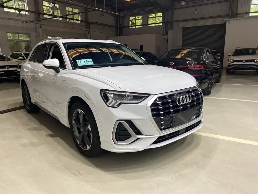 Audi Q3 2022