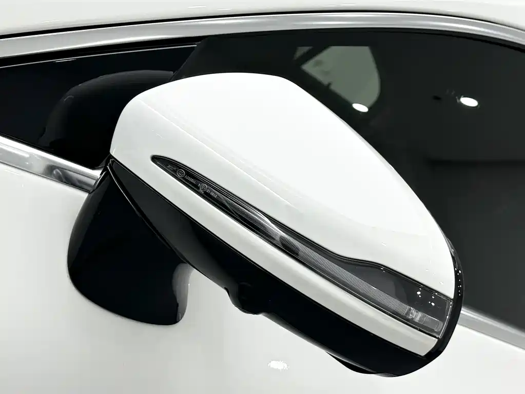 Mercedes-Benz CLS 2020 — фото 23