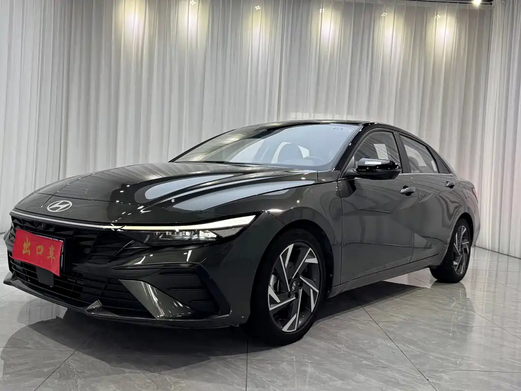 Hyundai Elantra 2023