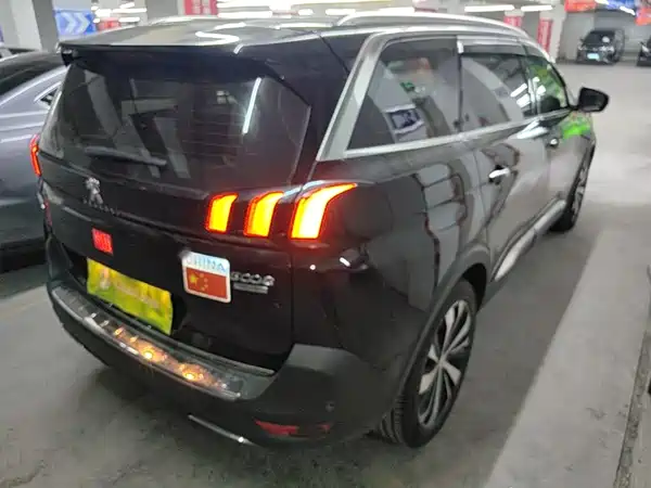 Peugeot 5008 2017
