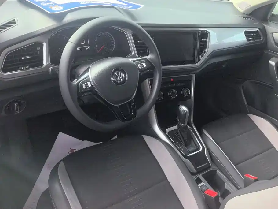 Volkswagen T-Roc 2019 — фото 12