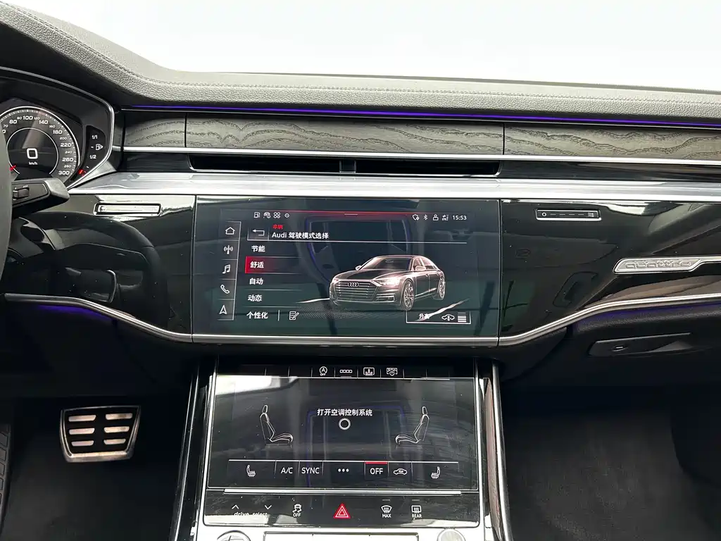 Audi A8 2021 — фото 16