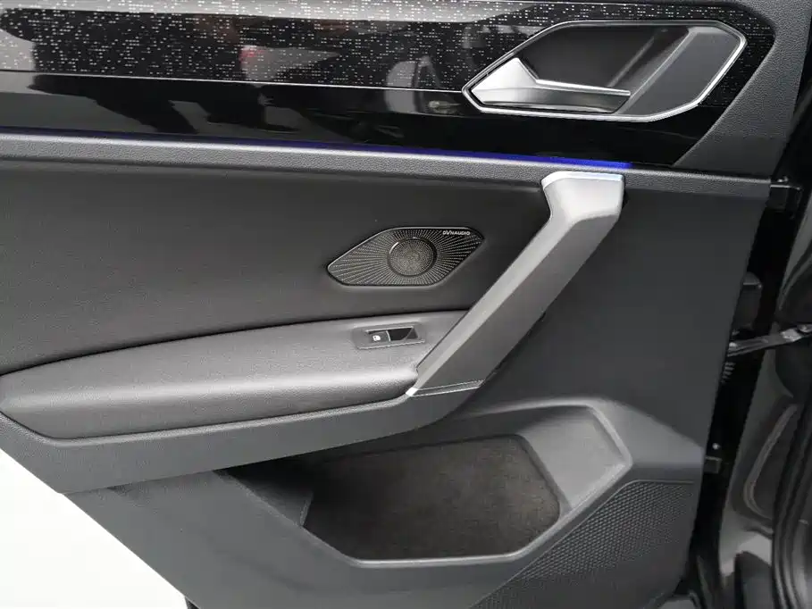 Volkswagen GTE PHEV 2021 — фото 15