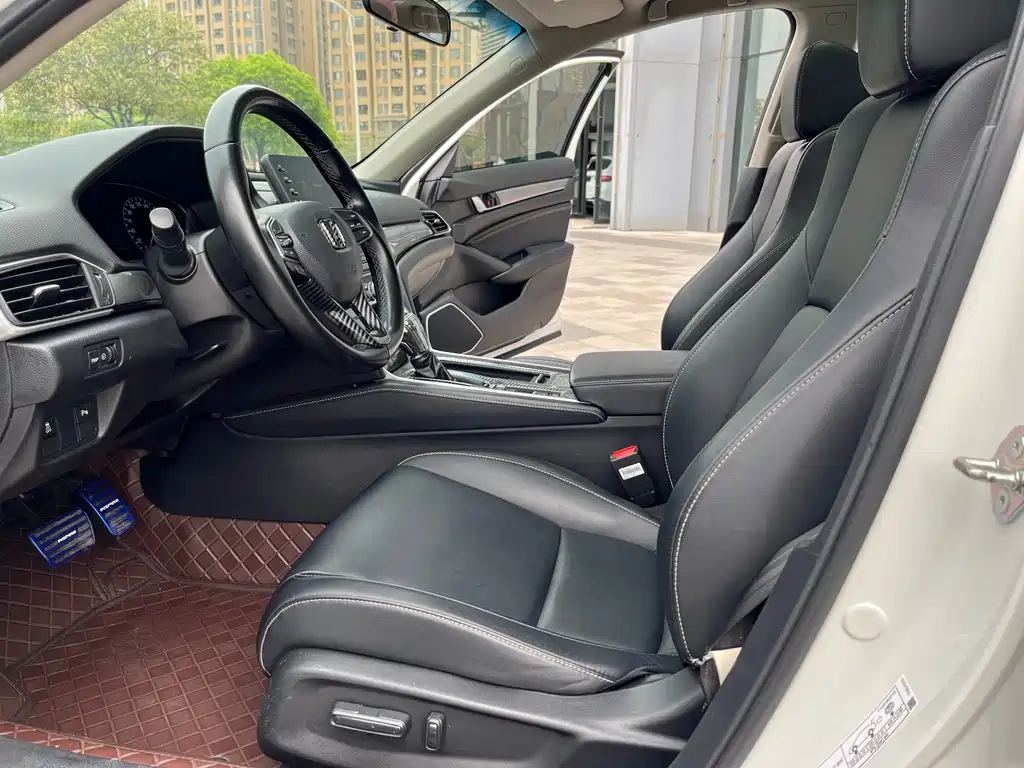 Honda Inspire 2021 — фото 12