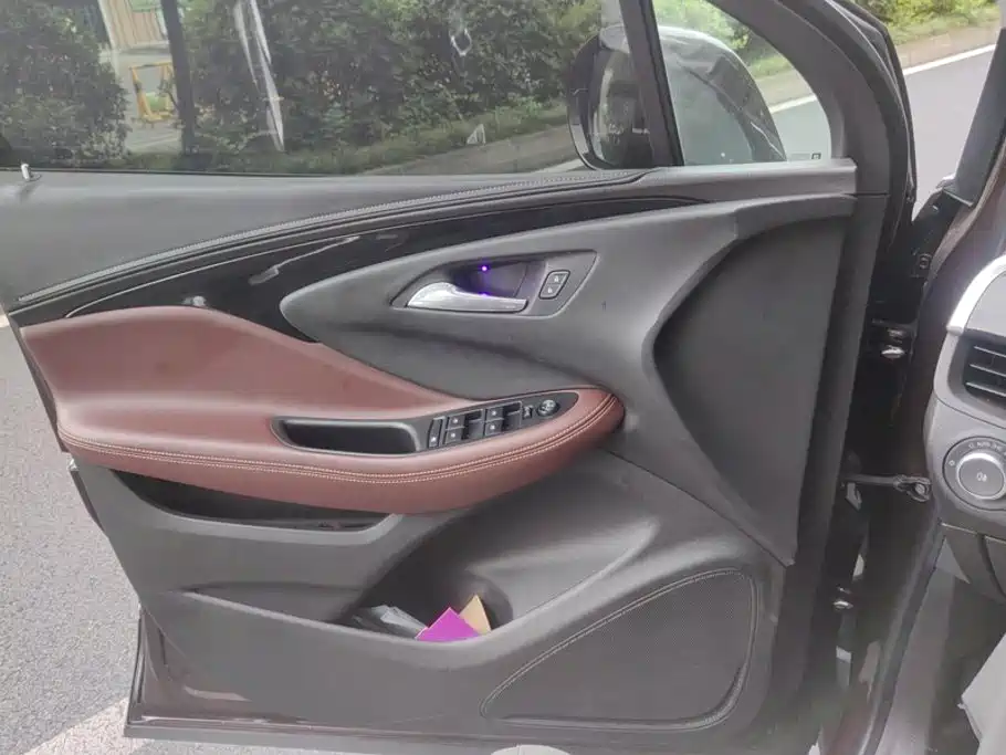 Buick Envision Plus 2021