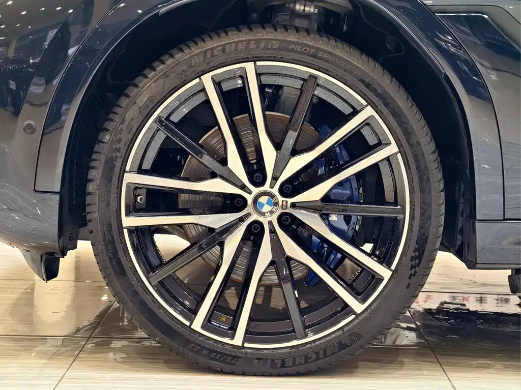 BMW X6 2022 — фото 24