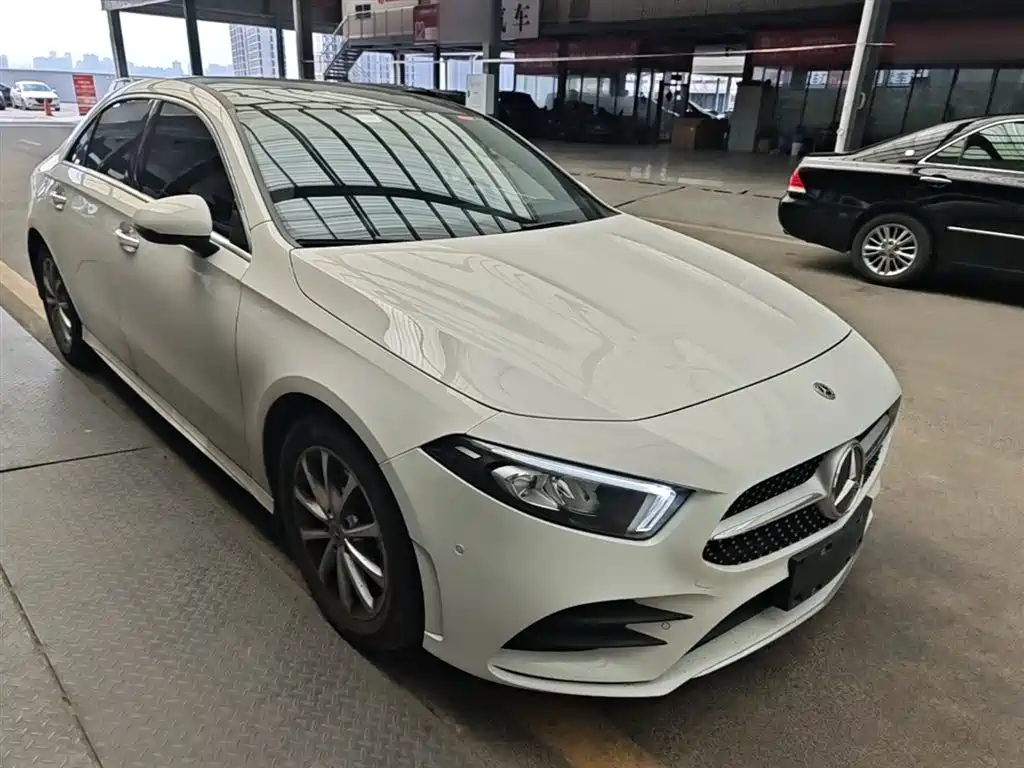 Mercedes-Benz A-Class 2021 — фото 4