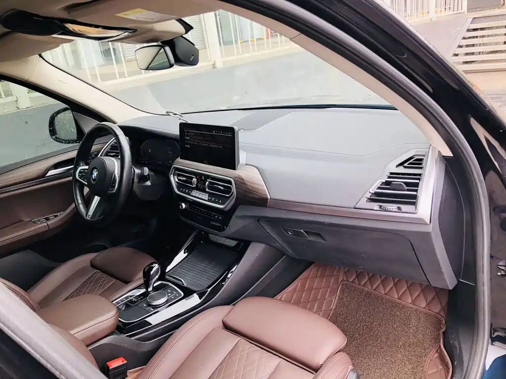 BMW X3 2022 — фото 12