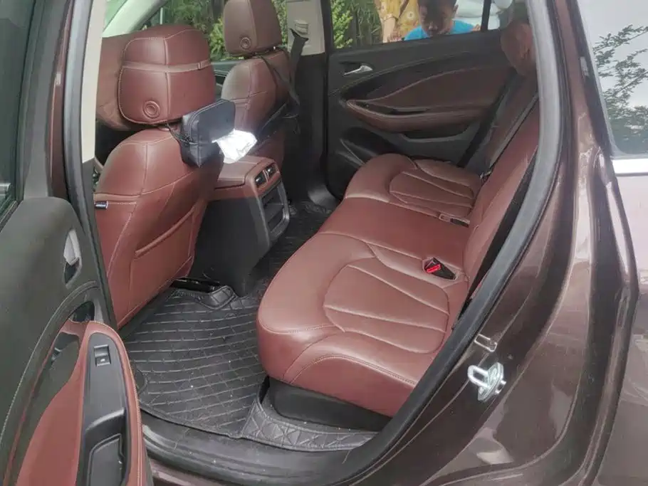 Buick Envision Plus 2021 — фото 11