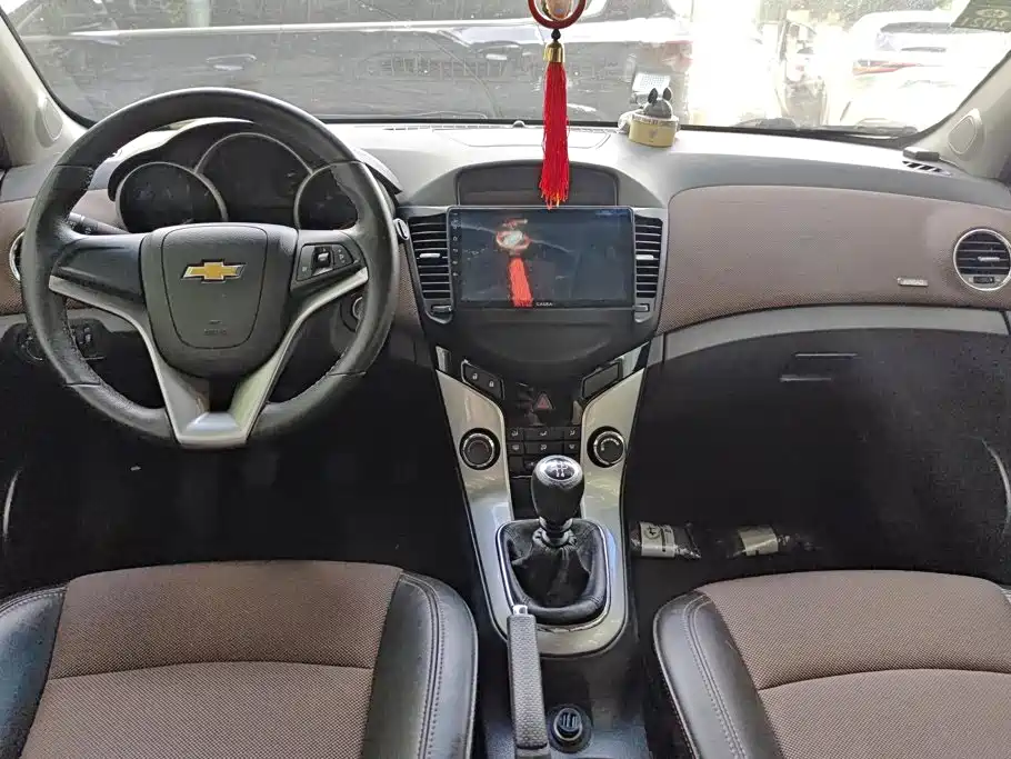 Chevrolet Cruze 2017 — фото 12