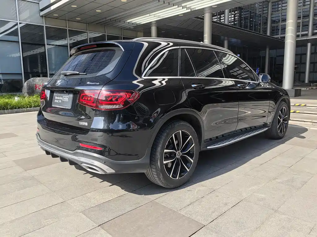 Mercedes-Benz GLC 2021 — фото 6