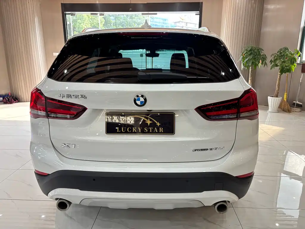 BMW X1 2022 — фото 4