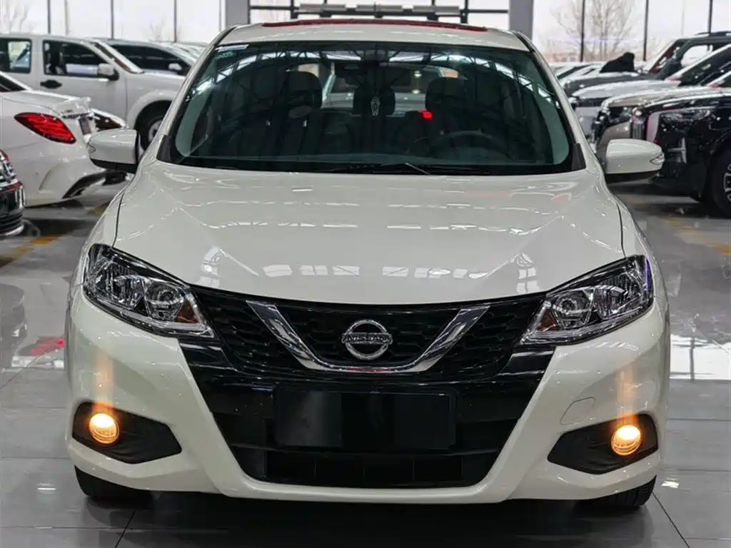 Nissan Tiida 2019 — фото 3