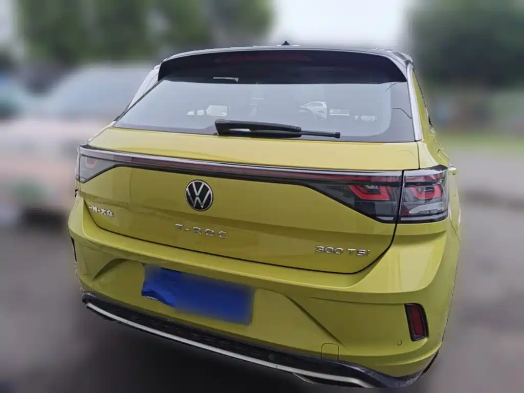 Volkswagen T-Roc 2023 — фото 10