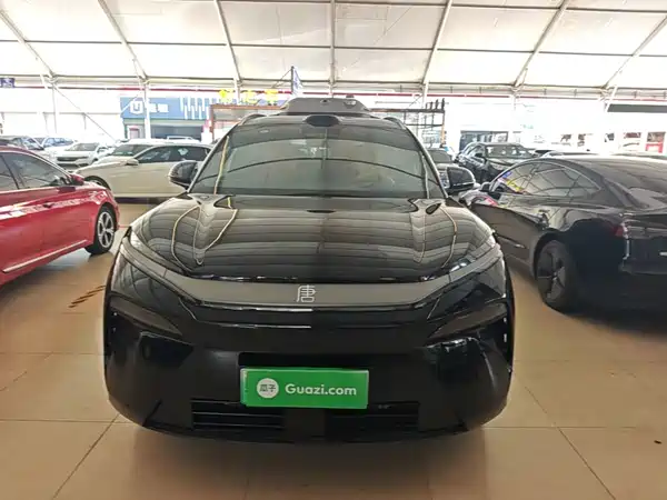 BYD Tang L 2025