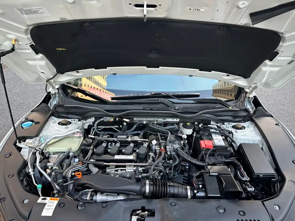 Honda Civic 2018 — фото 19