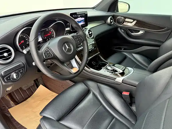 Mercedes-Benz GLC 2018