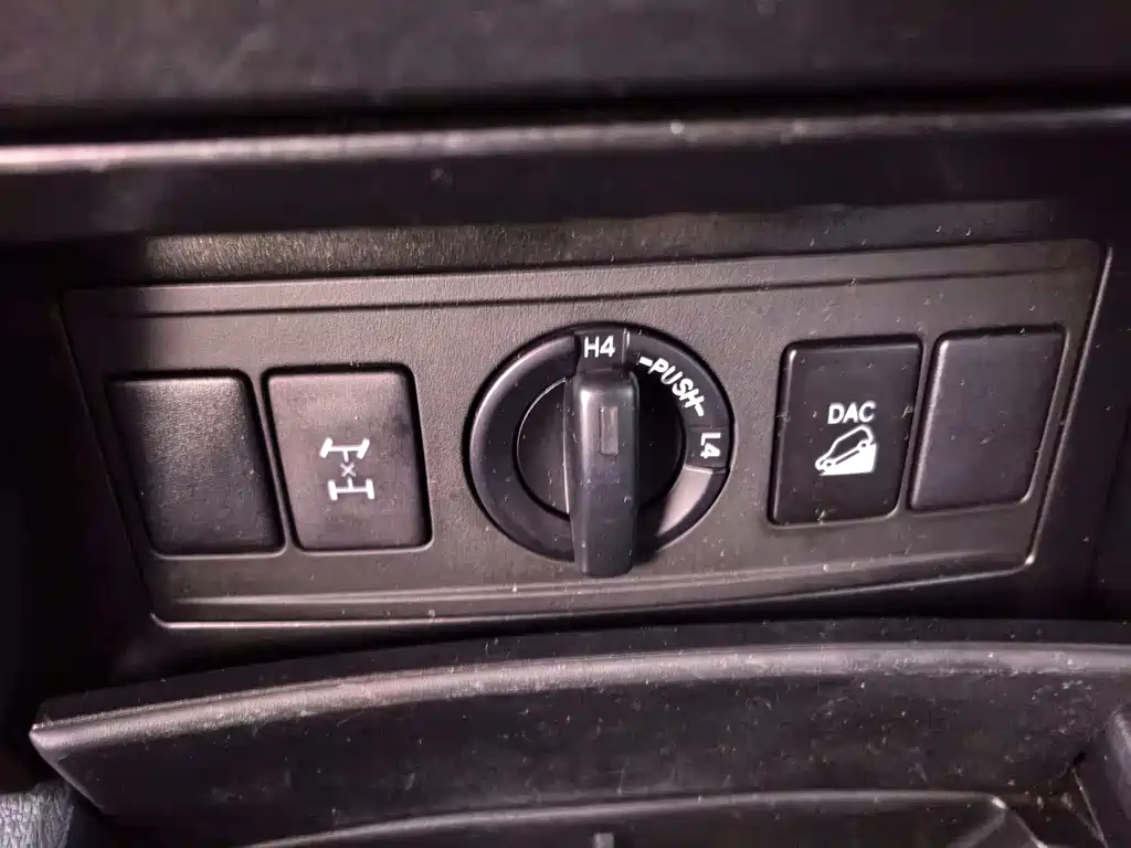 Toyota Prado 2015 — фото 17