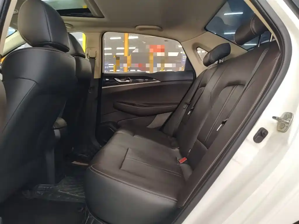 Changan Eado DT 2018 — фото 17