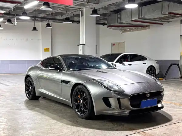 Jaguar F-TYPE 2018