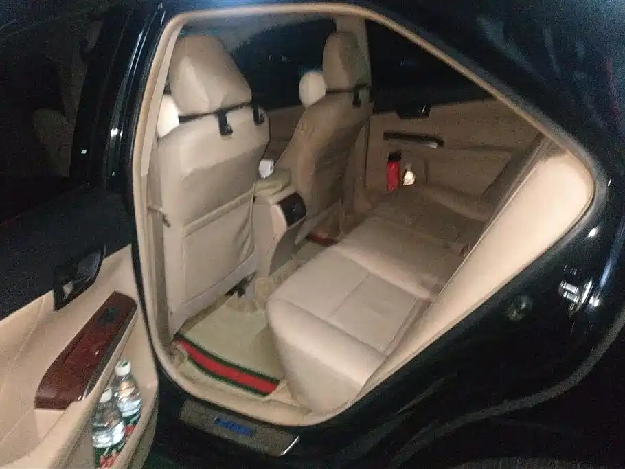 Toyota Camry 2014 — фото 11
