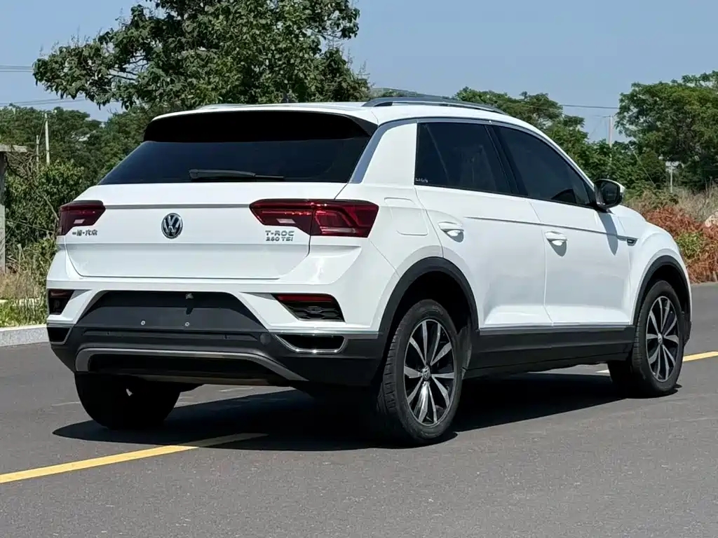 Volkswagen T-Roc 2018 — фото 6