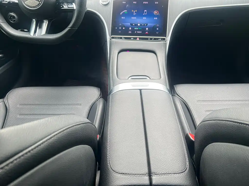 Mercedes-Benz C-Class 2022 — фото 11