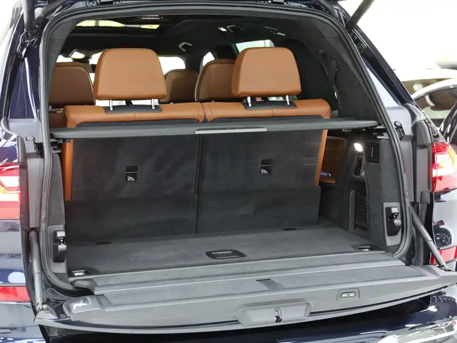 BMW X7 2023 — фото 27