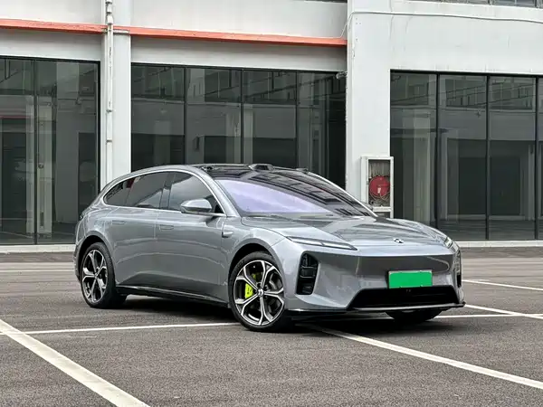 NIO ET5T 2025